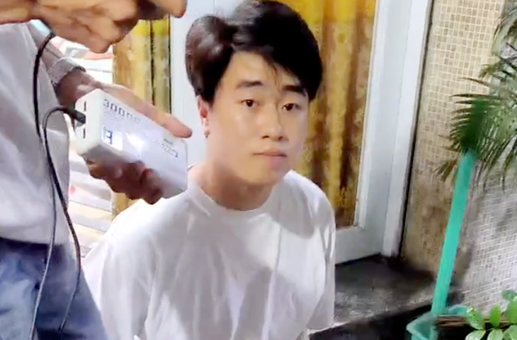 Bắt kẻ đâm dao vào lưng tài xế xe ôm công nghệ để cướp tài sản ở Bình Dương- Ảnh 1. Bắt kẻ đâm dao vào lưng tài xế xe ôm công nghệ để cướp tài sản ở Bình Dương- Ảnh 1.