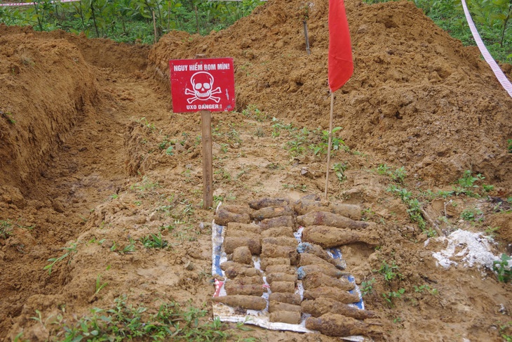 Phát hiện hầm đạn sót lại sau chiến tranh khi thi công lăng mộ- Ảnh 2. Phát hiện hầm đạn sót lại sau chiến tranh khi thi công lăng mộ- Ảnh 2.