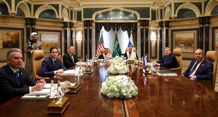 Kết quả đàm phán Nga - Mỹ tại Saudi Arabia hé lộ nhiều thông tin sau 4 giờ thảo luận- Ảnh 1.