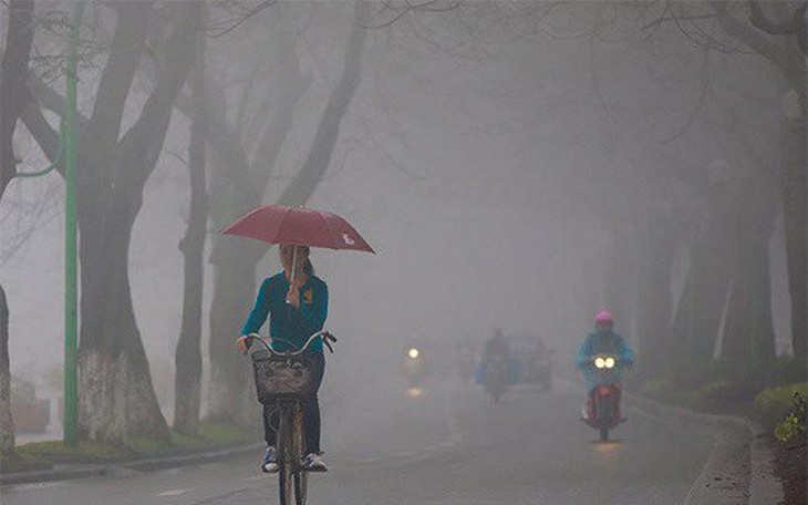 Chuyên gia nói về diễn biến nồm ẩm những ngày tới ở miền Bắc