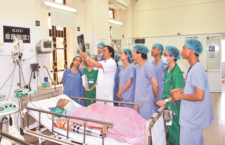 GS.TS. Nguyễn Lân Việt: 'Nếu có kiếp sau tôi vẫn muốn được làm bác sĩ'- Ảnh 1. GS.TS. Nguyễn Lân Việt: 'Nếu có kiếp sau tôi vẫn muốn được làm bác sĩ'- Ảnh 1.