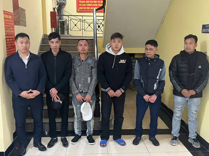 Hà Nội: Bắt nhóm người tạt axit đánh ghen thuê giá 200 triệu đồng- Ảnh 1. Hà Nội: Bắt nhóm người tạt axit đánh ghen thuê giá 200 triệu đồng- Ảnh 1.