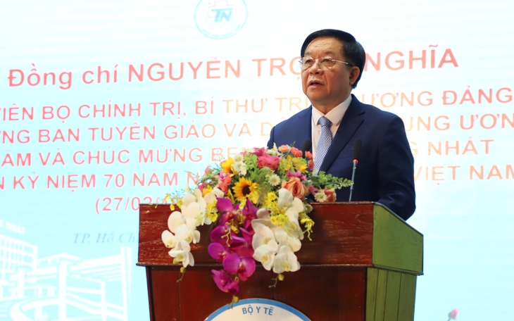 Bệnh viện Thống Nhất đón nhận loạt giải thưởng đúng dịp kỷ niệm 50 năm Ngày Giải phóng miền Nam, Thống nhất đất nước- Ảnh 5.