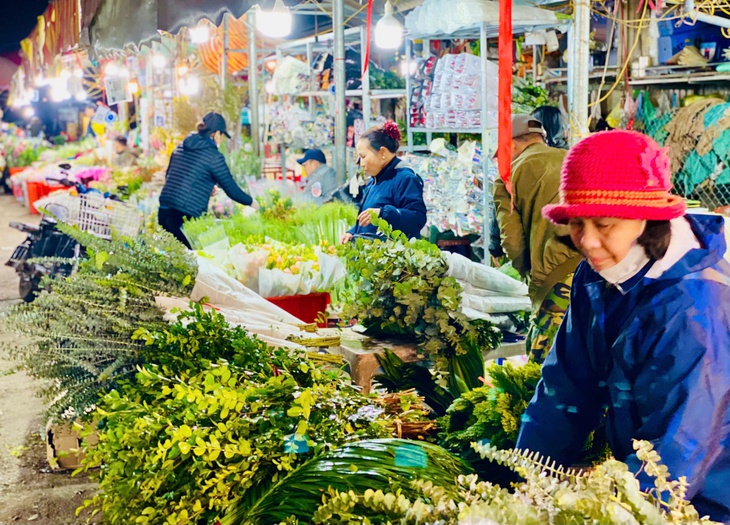 Thời tiết mưa nồm kéo dài, chị em thi nhau chia sẻ một loại lá giá rẻ giúp xua tan mùi ẩm mốc- Ảnh 10. Thời tiết mưa nồm kéo dài, chị em thi nhau chia sẻ một loại lá giá rẻ giúp xua tan mùi ẩm mốc- Ảnh 10.