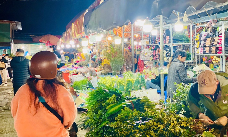 Thời tiết mưa nồm kéo dài, chị em thi nhau chia sẻ một loại lá giá rẻ giúp xua tan mùi ẩm mốc- Ảnh 9. Thời tiết mưa nồm kéo dài, chị em thi nhau chia sẻ một loại lá giá rẻ giúp xua tan mùi ẩm mốc- Ảnh 9.