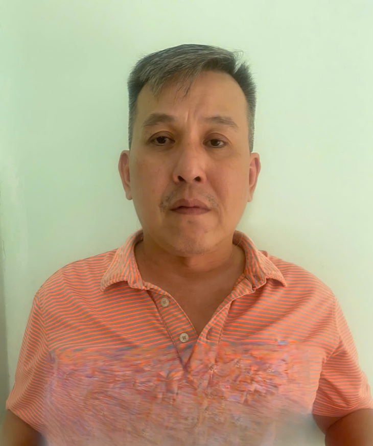 Khởi tố 2 tài xế ô tô cầm hung khí doạ chém nhau ở TP Thủ Đức- Ảnh 1. Khởi tố 2 tài xế ô tô cầm hung khí doạ chém nhau ở TP Thủ Đức- Ảnh 1.