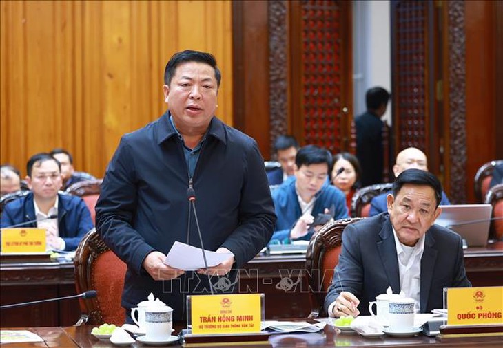Thủ tướng: Xây dựng đường kết nối sân bay Gia Bình với Hà Nội trong thời gian không quá 2 năm- Ảnh 3. Thủ tướng: Xây dựng đường kết nối sân bay Gia Bình với Hà Nội trong thời gian không quá 2 năm- Ảnh 3.