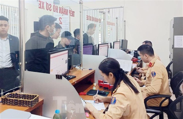 Chi tiết cách đổi giấy phép lái xe online- Ảnh 2. Chi tiết cách đổi giấy phép lái xe online- Ảnh 2.