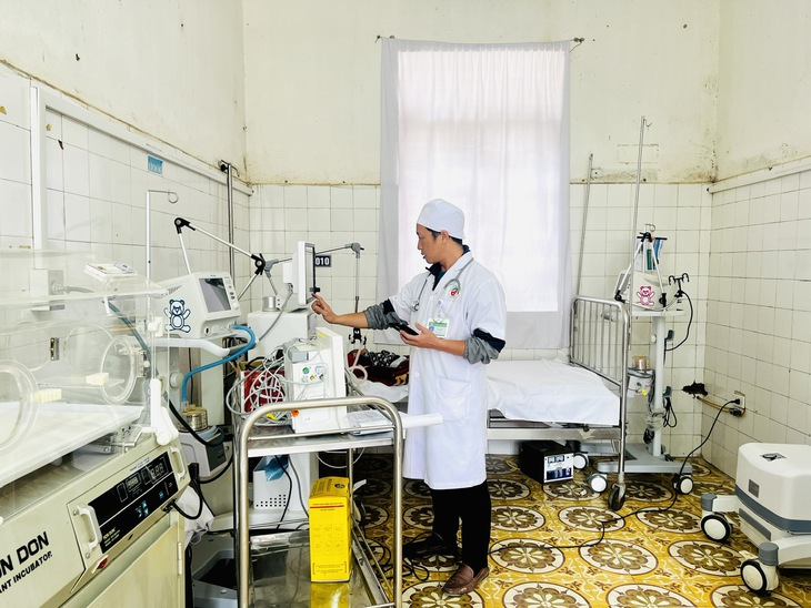 Đào tạo bác sĩ chuyên khoa cho y tế cơ sở: Tạo cơ hội để người dân được chăm sóc sức khoẻ tốt hơn ngay tại địa phương- Ảnh 1.