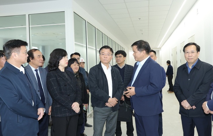 Quyết tâm đưa BV Bạch Mai và BV Hữu nghị Việt Đức cơ sở 2 hoạt động trước ngày 30/11- Ảnh 2. Quyết tâm đưa BV Bạch Mai và BV Hữu nghị Việt Đức cơ sở 2 hoạt động trước ngày 30/11- Ảnh 2.