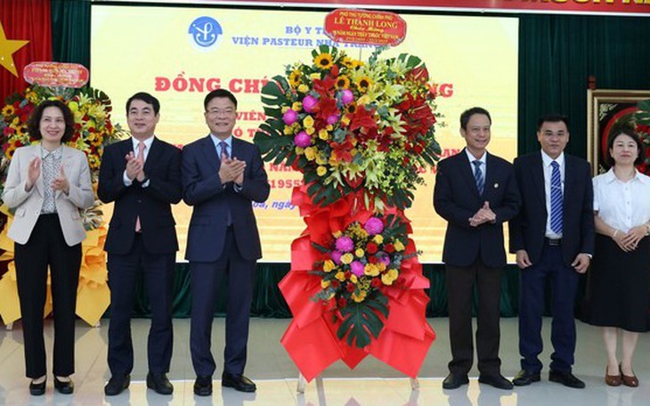 Phó Thủ tướng Lê Thành Long: Đầu tư toàn diện cho y tế dự phòng, y tế cơ sở