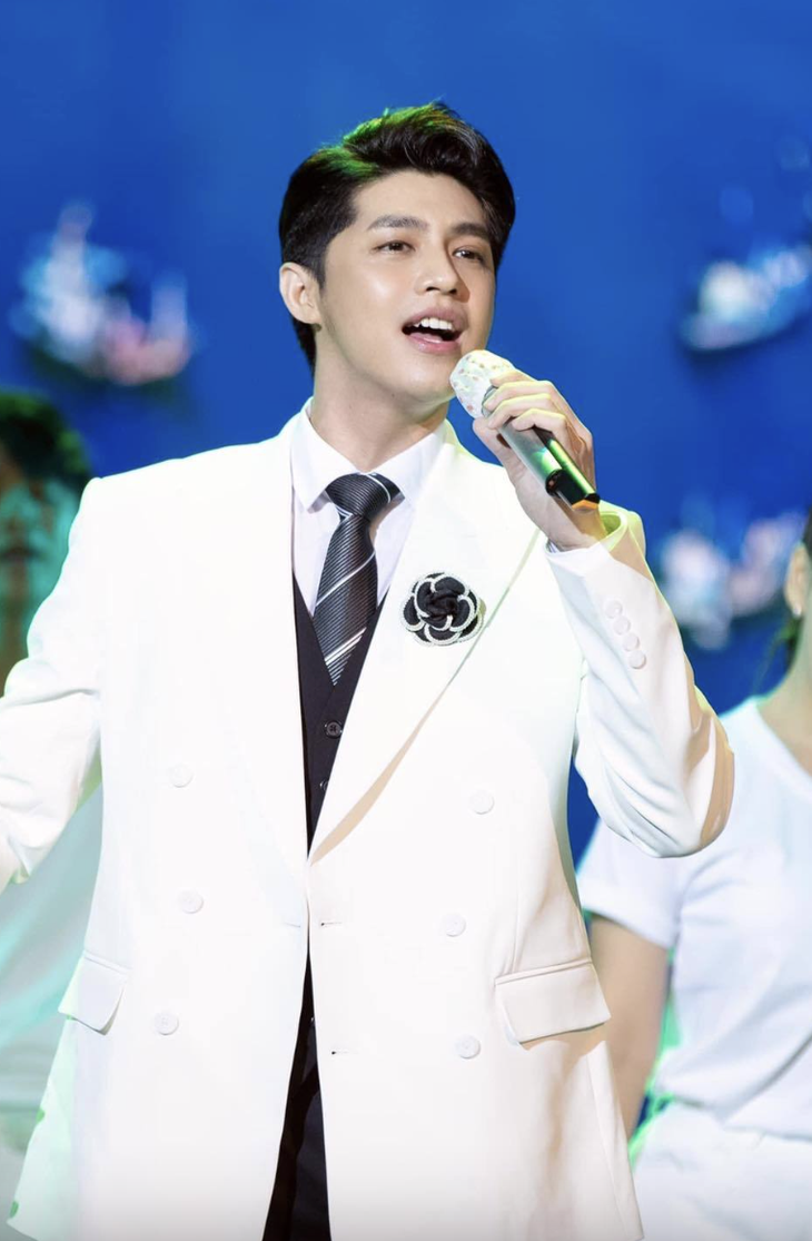 Dàn ca sĩ nổi tiếng tham gia Lễ Kỷ niệm 70 năm Ngày Thầy thuốc Việt Nam- Ảnh 2. Dàn ca sĩ nổi tiếng tham gia Lễ Kỷ niệm 70 năm Ngày Thầy thuốc Việt Nam- Ảnh 2.