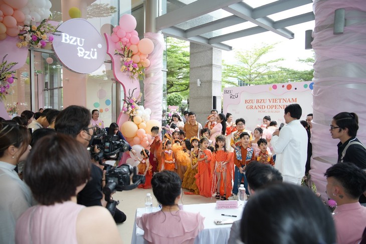 BZU BZU khai trương tổ hợp Showroom Trưng bày và văn phòng đại diện tại Việt Nam- Ảnh 4. BZU BZU khai trương tổ hợp Showroom Trưng bày và văn phòng đại diện tại Việt Nam- Ảnh 4.
