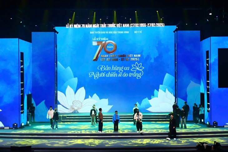 Lễ Kỷ niệm 70 năm ngày Thầy thuốc Việt Nam đã sẵn sàng- Ảnh 7. Lễ Kỷ niệm 70 năm ngày Thầy thuốc Việt Nam đã sẵn sàng- Ảnh 7.