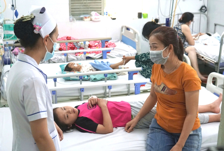 TPHCM: Nguy cơ bùng phát dịch sốt xuất huyết sớm- Ảnh 1. TPHCM: Nguy cơ bùng phát dịch sốt xuất huyết sớm- Ảnh 1.