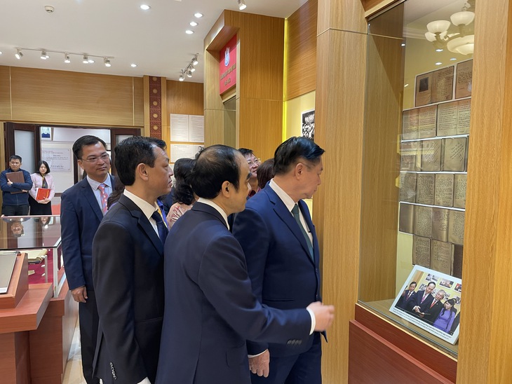 Phát triển Trường đại học Y Hà Nội vững mạnh toàn diện, ngang tầm các cơ sở nghiên cứu, đào tạo Y khoa hàng đầu khu vực, thế giới- Ảnh 5.