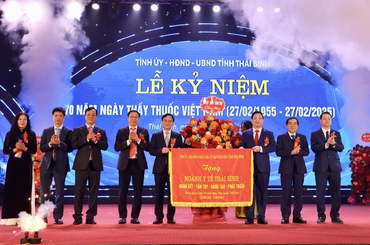Y tế Thái Bình nỗ lực trở thành Trung tâm y tế chất lượng cao của khu vực Đồng bằng sông Hồng- Ảnh 1. Y tế Thái Bình nỗ lực trở thành Trung tâm y tế chất lượng cao của khu vực Đồng bằng sông Hồng- Ảnh 1.