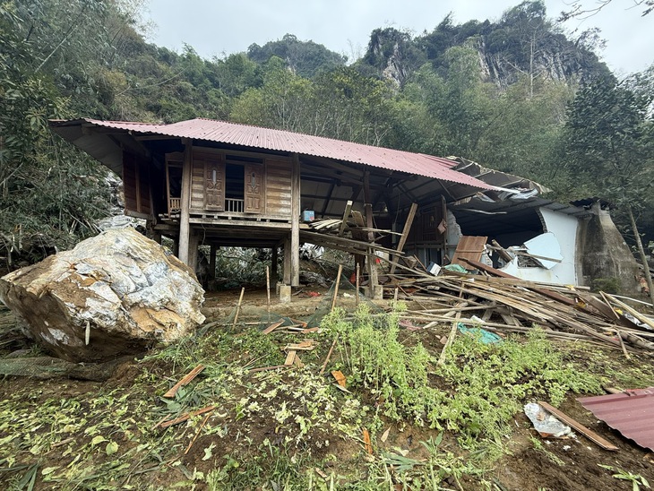 Vụ đá núi lăn đè nhà trong đêm: Thoát chết thần kỳ trong gang tấc- Ảnh 3.