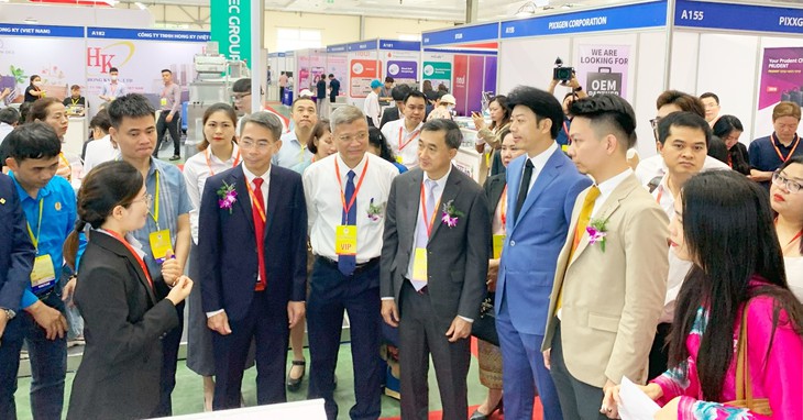500 gian hàng tham dự Triển lãm quốc tế chuyên ngành Y Dược Việt Nam- Ảnh 1. 500 gian hàng tham dự Triển lãm quốc tế chuyên ngành Y Dược Việt Nam- Ảnh 1.
