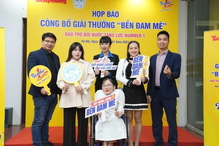 Giải thưởng "Bền Đam Mê" và tinh thần sẵn sàng cống hiến của thế hệ trẻ Việt Nam- Ảnh 2. Giải thưởng "Bền Đam Mê" và tinh thần sẵn sàng cống hiến của thế hệ trẻ Việt Nam- Ảnh 2.