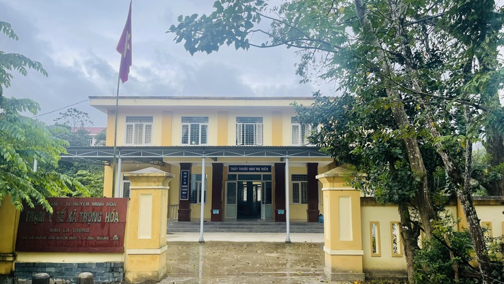 Chàng trai người Khùa rời bản học y trở thành bác sĩ về chăm sóc đồng bào- Ảnh 2. Chàng trai người Khùa rời bản học y trở thành bác sĩ về chăm sóc đồng bào- Ảnh 2.
