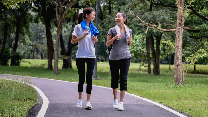 Đi bộ và đạp xe, hình thức tập luyện nào giảm cân tốt hơn?- Ảnh 1. Đi bộ và đạp xe, hình thức tập luyện nào giảm cân tốt hơn?- Ảnh 1.
