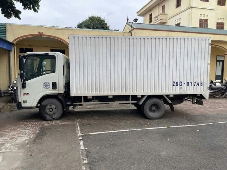 Tài xế ô tô gây tai nạn khiến cô gái tử vong lúc rạng sáng đã đến công an trình diện- Ảnh 1. Tài xế ô tô gây tai nạn khiến cô gái tử vong lúc rạng sáng đã đến công an trình diện- Ảnh 1.