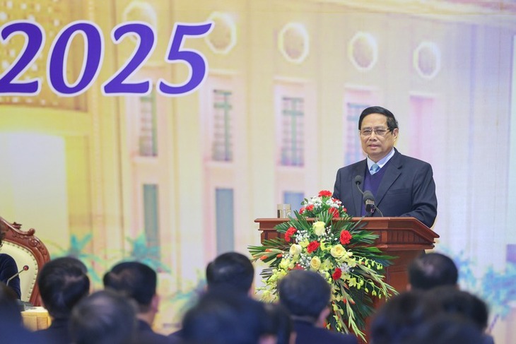 Thủ tướng tin tưởng ngành ngân hàng mạnh dạn, quyết liệt hơn cùng cả nước bước vào kỷ nguyên mới- Ảnh 1. Thủ tướng tin tưởng ngành ngân hàng mạnh dạn, quyết liệt hơn cùng cả nước bước vào kỷ nguyên mới- Ảnh 1.