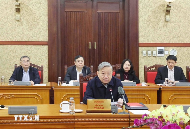 Tổng Bí thư: Bắt tay ngay vào công việc, không để tình trạng ăn Tết kéo dài- Ảnh 2. Tổng Bí thư: Bắt tay ngay vào công việc, không để tình trạng ăn Tết kéo dài- Ảnh 2.