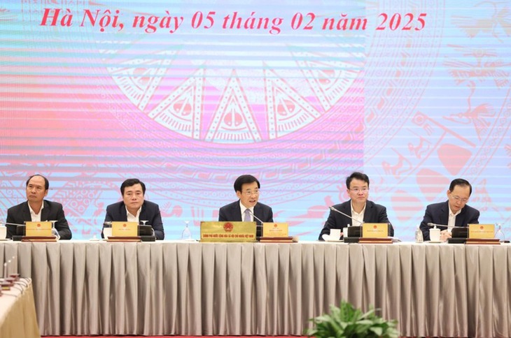 Bộ Công an nêu lý do TNGT dịp Tết Nguyên đán giảm sâu cả 3 tiêu chí- Ảnh 1. Bộ Công an nêu lý do TNGT dịp Tết Nguyên đán giảm sâu cả 3 tiêu chí- Ảnh 1.