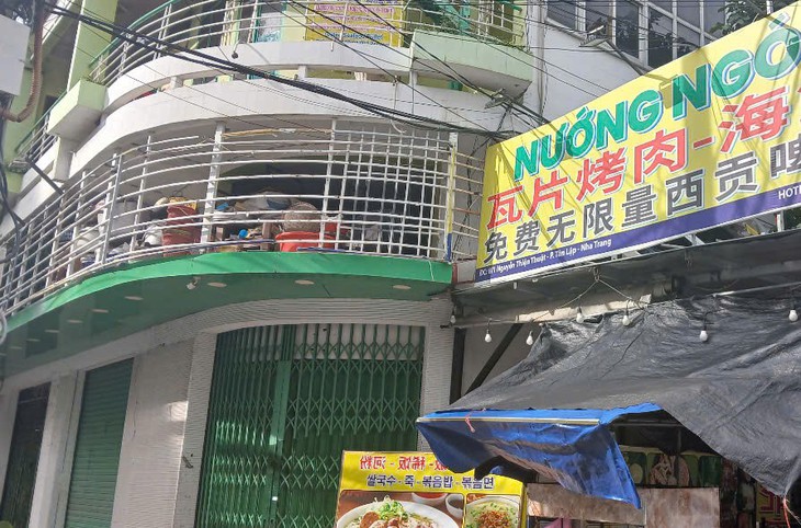 Chủ tịch UBND TP. Nha Trang nói gì về quán ăn bị 'tố' bán đĩa rau muống 500.000 đồng? - Ảnh 2. Chủ tịch UBND TP. Nha Trang nói gì về quán ăn bị 'tố' bán đĩa rau muống 500.000 đồng? - Ảnh 2.