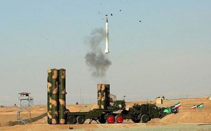 Iran 'khoe' S-300 trên truyền hình, gửi thông điệp tới Israel
