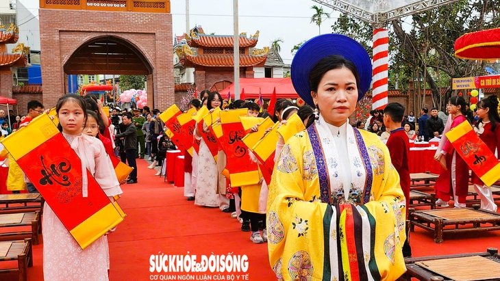 Giải mã chữ thư pháp được chọn khai bút ở khu tưởng niệm Trạng nguyên Lê Ích Mộc?- Ảnh 1. Giải mã chữ thư pháp được chọn khai bút ở khu tưởng niệm Trạng nguyên Lê Ích Mộc?- Ảnh 1.