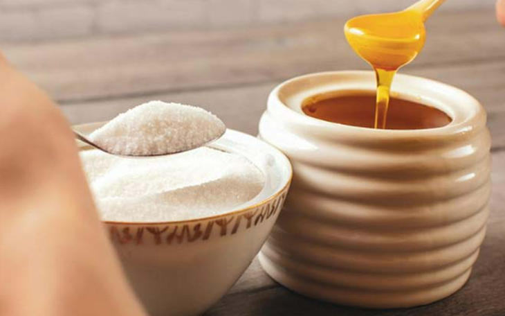 Dùng mật ong có tốt hơn đường không?