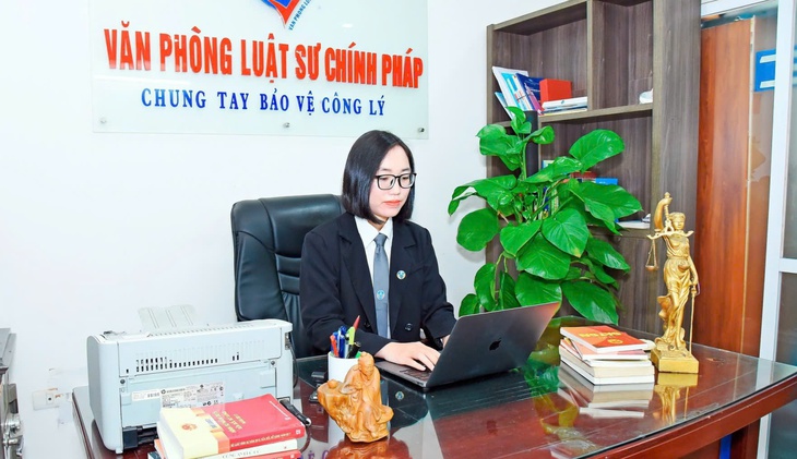 2 học sinh ném thi thể thai nhi ở TPHCM đối mặt mức phạt nào?- Ảnh 2. 2 học sinh ném thi thể thai nhi ở TPHCM đối mặt mức phạt nào?- Ảnh 2.