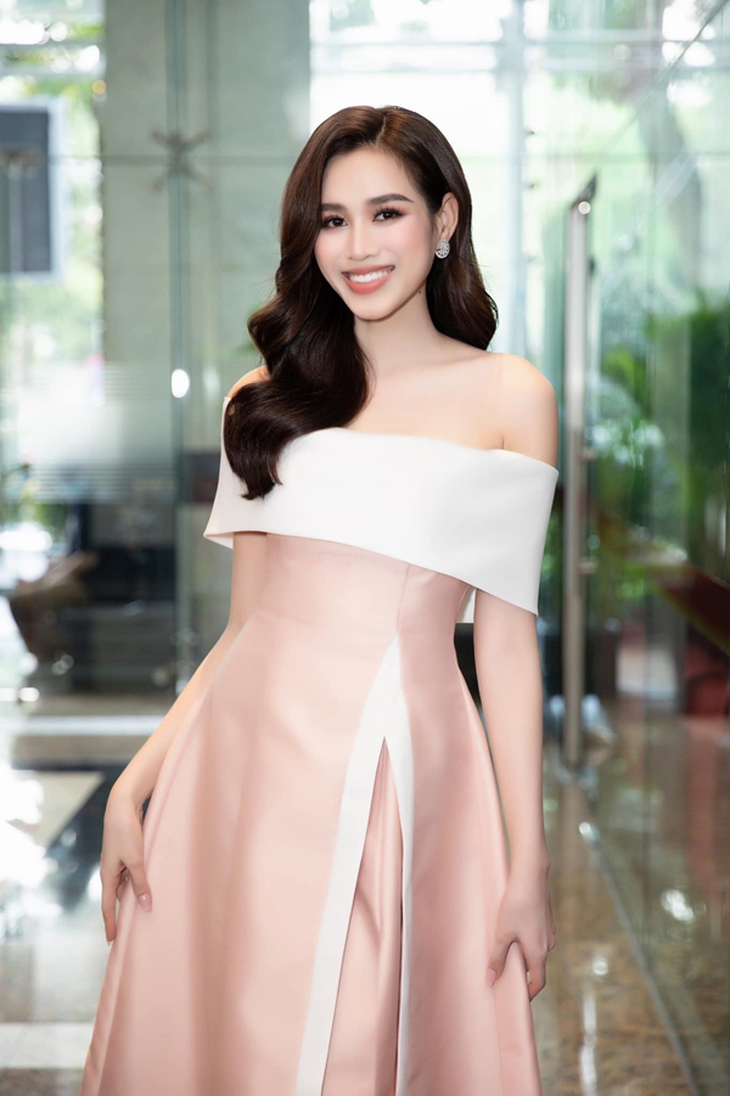 Trước thông tin lên xe hoa với chồng thiếu gia, hoa hậu xứ Thanh có cuộc sống ra sao sau 4 năm đăng quang?- Ảnh 6. Trước thông tin lên xe hoa với chồng thiếu gia, hoa hậu xứ Thanh có cuộc sống ra sao sau 4 năm đăng quang?- Ảnh 6.