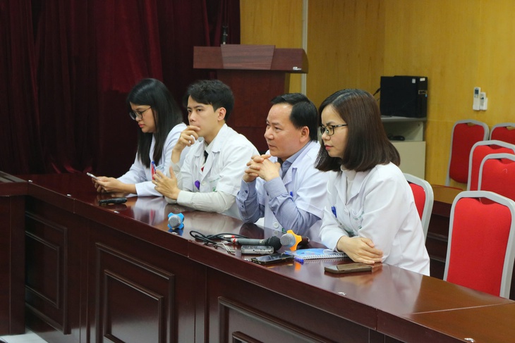 Thiếu nữ 15 tuổi tự rạch tay gây thương tích phải nhập viện, đâu là lý do?- Ảnh 1. Thiếu nữ 15 tuổi tự rạch tay gây thương tích phải nhập viện, đâu là lý do?- Ảnh 1.