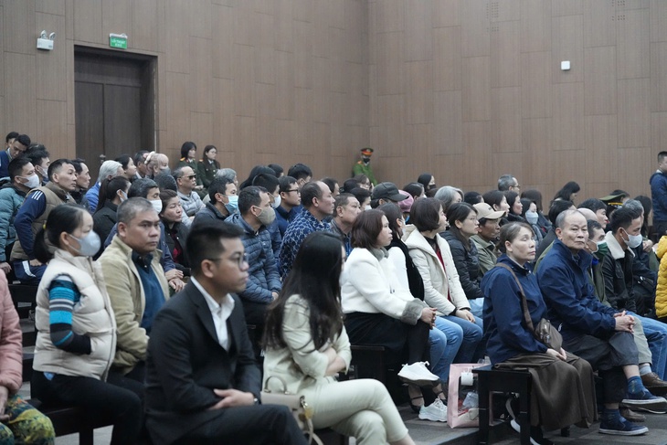 Hình ảnh các bị cáo tại phiên tòa vụ cháy chung cư mini khiến 56 người tử vong- Ảnh 2. Hình ảnh các bị cáo tại phiên tòa vụ cháy chung cư mini khiến 56 người tử vong- Ảnh 2.
