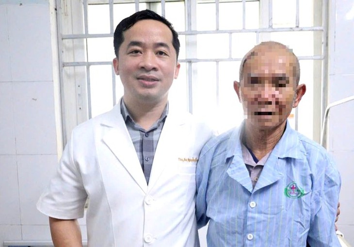 Phẫu thuật nội soi lấy máu tụ – Cơ hội hồi sinh cho bệnh nhân xuất huyết não- Ảnh 2. Phẫu thuật nội soi lấy máu tụ – Cơ hội hồi sinh cho bệnh nhân xuất huyết não- Ảnh 2.