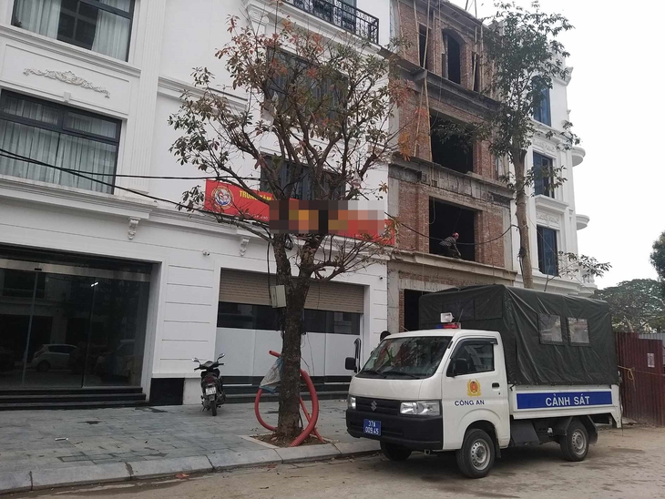 Làm rõ nghi vấn đưa người cao tuổi từ huyện miền núi xuống thành phố để chào, bán hàng giá cao
- Ảnh 2.