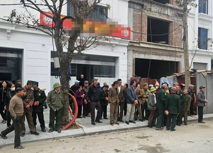 Làm rõ nghi vấn đưa người cao tuổi từ huyện miền núi xuống thành phố để chào, bán hàng giá cao
- Ảnh 1.