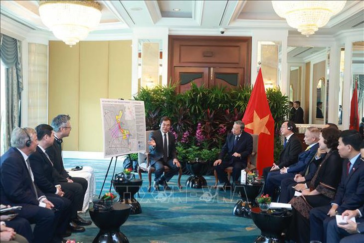 Tổng Bí thư Tô Lâm tiếp lãnh đạo một số tập đoàn, doanh nghiệp hàng đầu của Singapore- Ảnh 7. Tổng Bí thư Tô Lâm tiếp lãnh đạo một số tập đoàn, doanh nghiệp hàng đầu của Singapore- Ảnh 7.