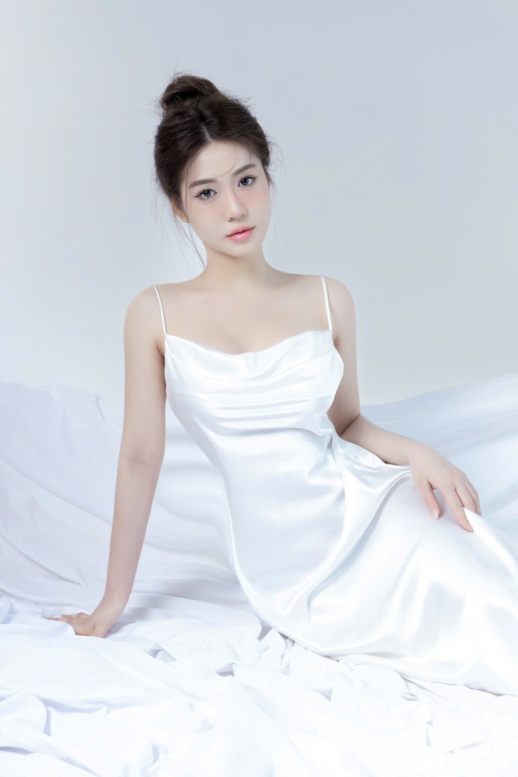 Hành trình thay đổi ngoại hình của nữ idol TikTok- Ảnh 3.