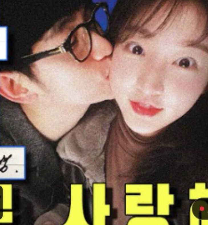 Lộ thêm ảnh thân mật, thư tình Kim Soo Hyun gửi Kim Sae Ron lúc học lớp 11- Ảnh 1.