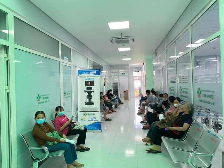 Phòng khám Đa khoa Tân Phúc Cư Jút trang bị nhiều thiết bị hiện đại để khám, chữa bệnh chất lượng tốt nhất cho người dân- Ảnh 2.