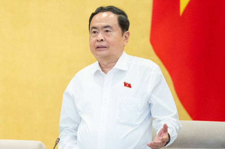 Chủ tịch Quốc hội ký các Nghị quyết của UBTVQH về công tác cán bộ- Ảnh 1. Chủ tịch Quốc hội ký các Nghị quyết của UBTVQH về công tác cán bộ- Ảnh 1.