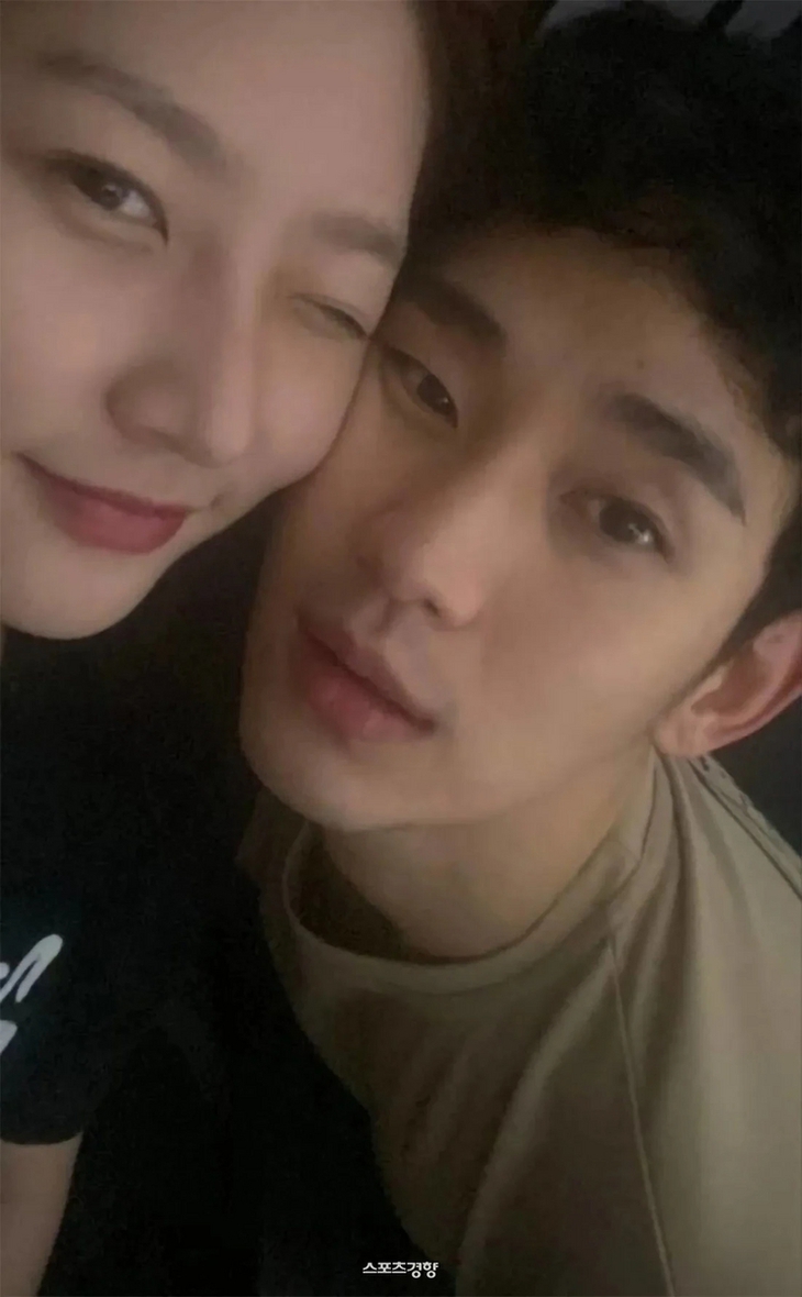 Bê bối Kim Soo-hyun hẹn hò diễn viên vị thành niên: 'Ông hoàng cát-sê' sụp đổ?- Ảnh 4. Bê bối Kim Soo-hyun hẹn hò diễn viên vị thành niên: 'Ông hoàng cát-sê' sụp đổ?- Ảnh 4.