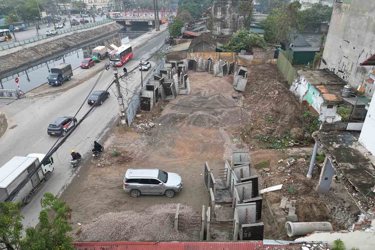 Lý do dự án mở rộng đường Tam Trinh lần thứ 4 lùi hẹn- Ảnh 1. Lý do dự án mở rộng đường Tam Trinh lần thứ 4 lùi hẹn- Ảnh 1.