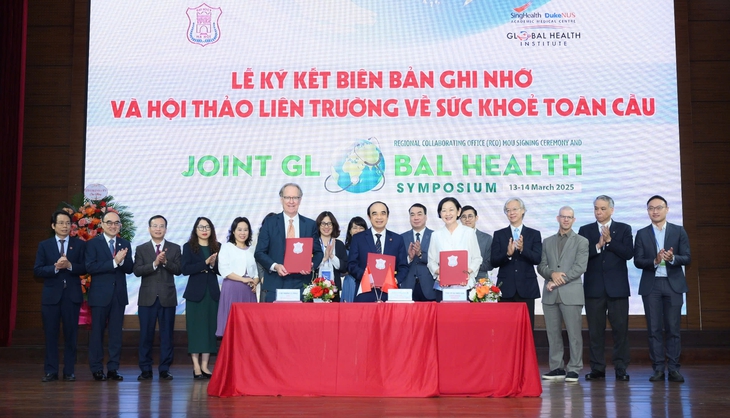 Trường Đại học Y Hà Nội và Viện Sức khỏe Toàn cầu ký kết Biên bản ghi nhớ và Hội thảo liên trường về sức khỏe toàn cầu- Ảnh 1. Trường Đại học Y Hà Nội và Viện Sức khỏe Toàn cầu ký kết Biên bản ghi nhớ và Hội thảo liên trường về sức khỏe toàn cầu- Ảnh 1.