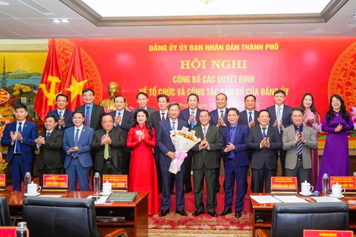 Hải Phòng công bố các Quyết định về tổ chức, công tác cán bộ của Đảng ủy - Ảnh 1. Hải Phòng công bố các Quyết định về tổ chức, công tác cán bộ của Đảng ủy - Ảnh 1.